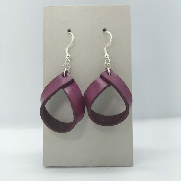 Boucles d'oreilles boucles fuschia