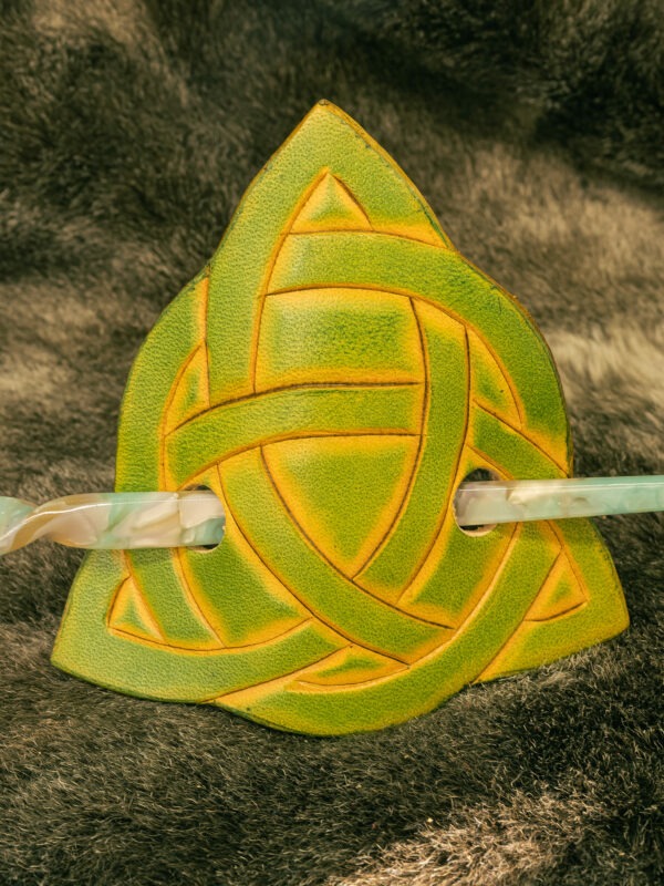 Barrette Grande Triquetra jaune et vert